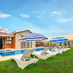וילה Patara Fiesta 3+1 Villa, Oezel Havuzlu, *
