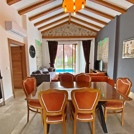 Vila Patara Fiesta 3+1 Villa, Oezel Havuzlu,
