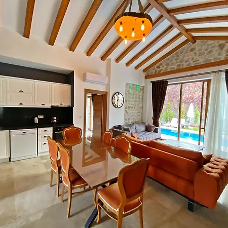 Patara Fiesta 3+1 Villa, Oezel Havuzlu, Willa Fethiye