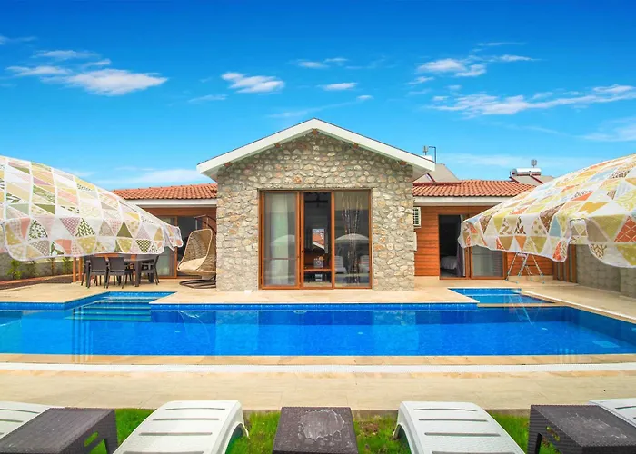 Patara Fiesta 3+1 Villa, Oezel Havuzlu, Vila Fethiye