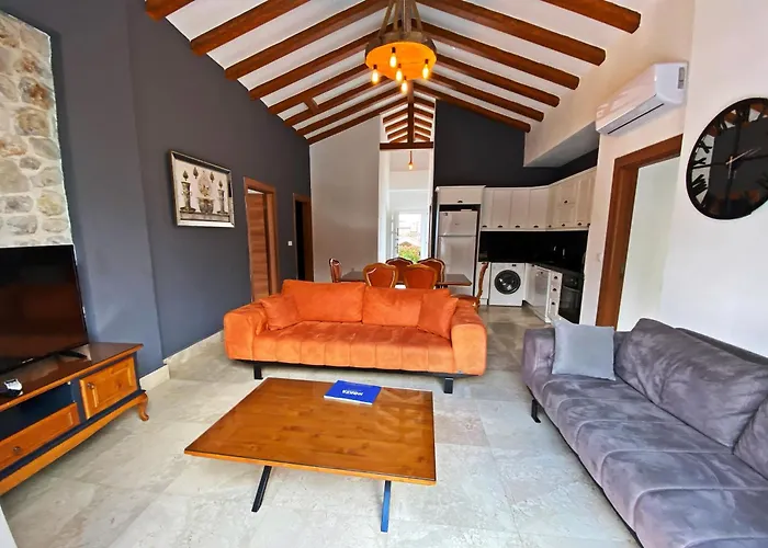 Vila Patara Fiesta 3+1 Villa, Oezel Havuzlu, *